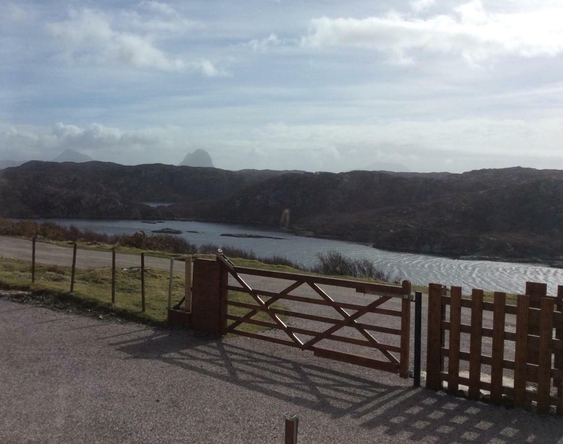 Apartamento Achmelvich View Self Catering Lochinver Exterior foto