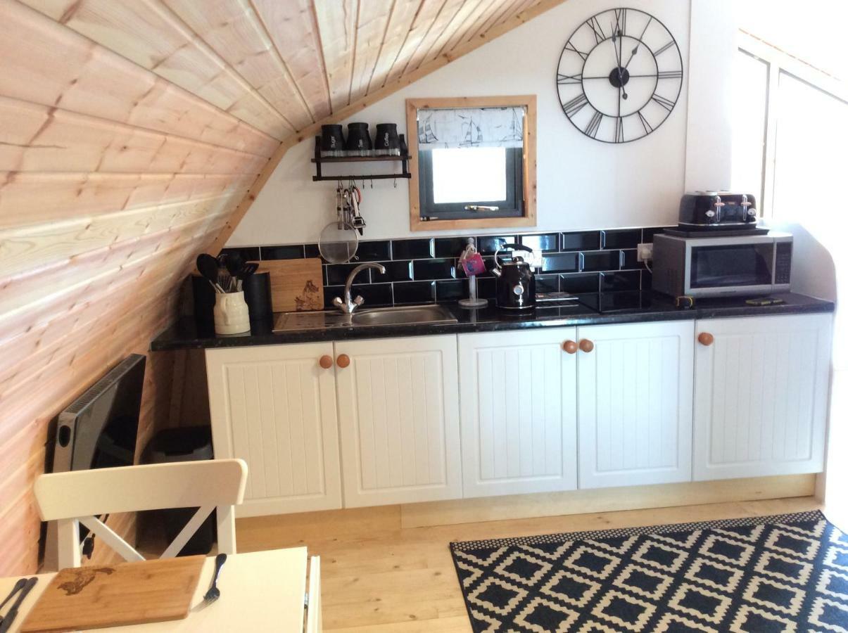 Apartamento Achmelvich View Self Catering Lochinver Exterior foto